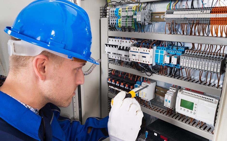 cherche électricien Pantin